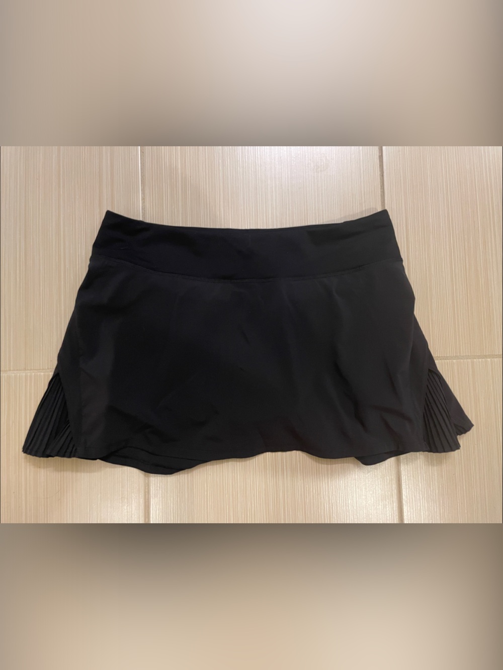 Lululemon Play Off The Pleats Skirt/Skort, size 8